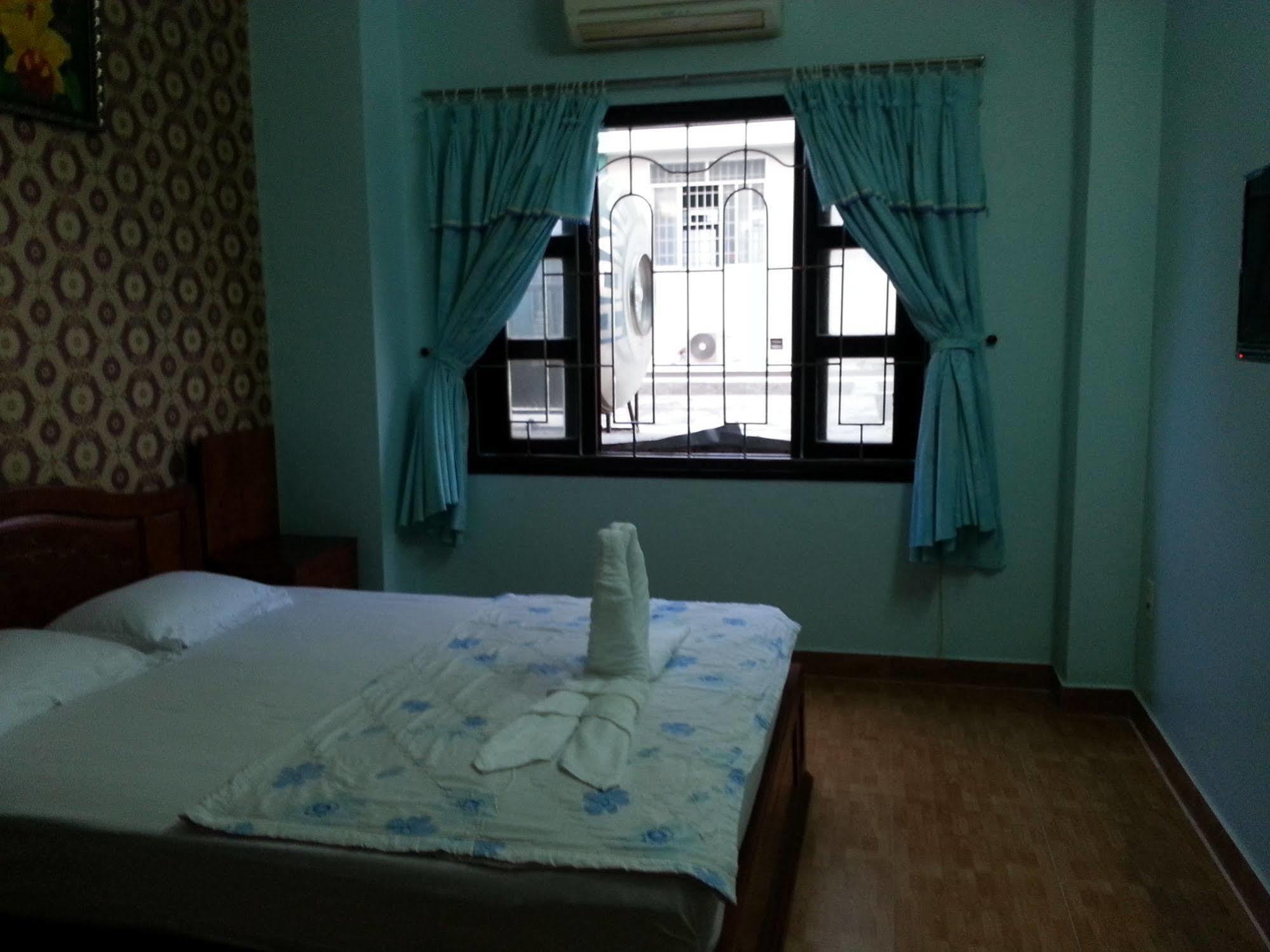 Hotel Sol Нячанг Экстерьер фото
